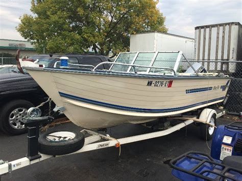 Fishing boat auctions in MN