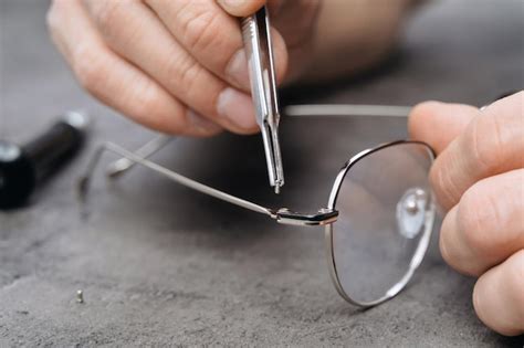 Fixing Eyeglasses
