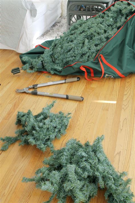 Fixing Hinged Christmas Tree Branches