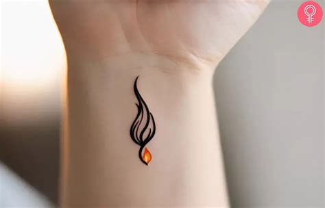 Flame Tattoo Minimal