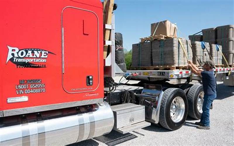 Flatbed Truck Safety Tips