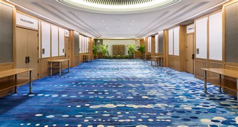 Flexible pre-function space