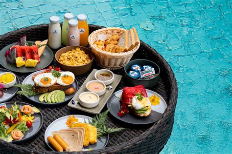 Floating Breakfast Review: Is it Worth the Hype?