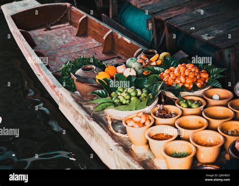Floating Market Ingredients
