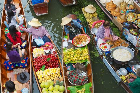 Floating Market Tour Guide