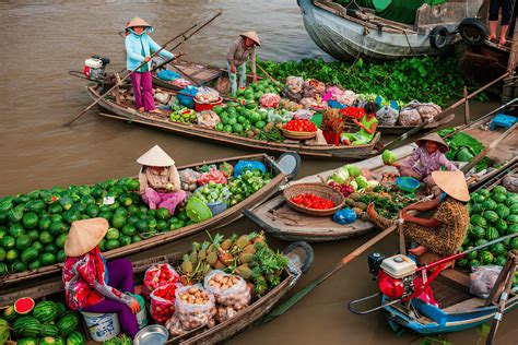 Floating Markets Vietnam