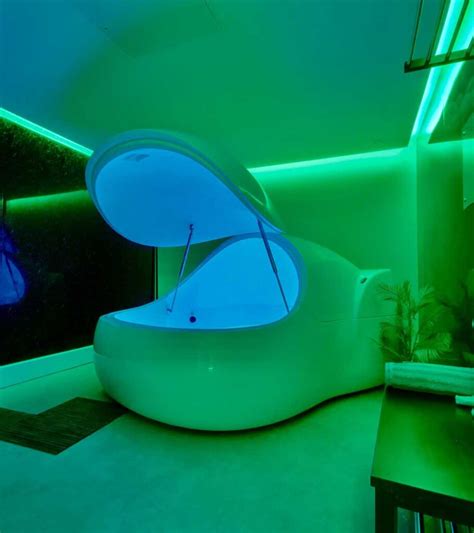 Floating in a Floatation Tank Atlanta