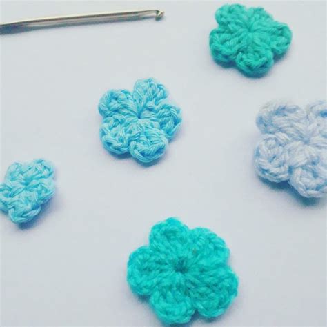 Flor A Crochet