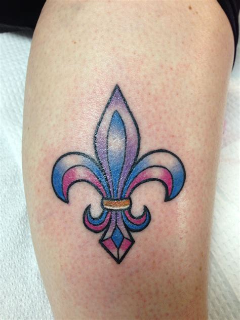 Fluer de lis tat Tatouage fleur de lys, Fleur de lys