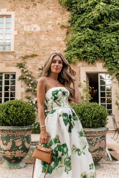 Floral Dresses In Summer