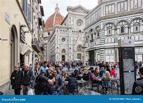 Florence Duomo Crowds