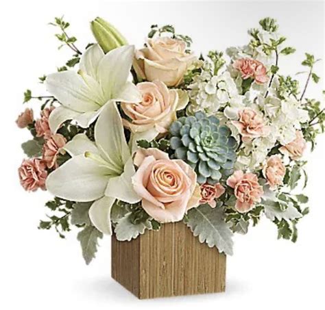 Online Flower Shop Design Flower app, Floral website, App design layout