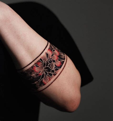 Flower Tattoo Band