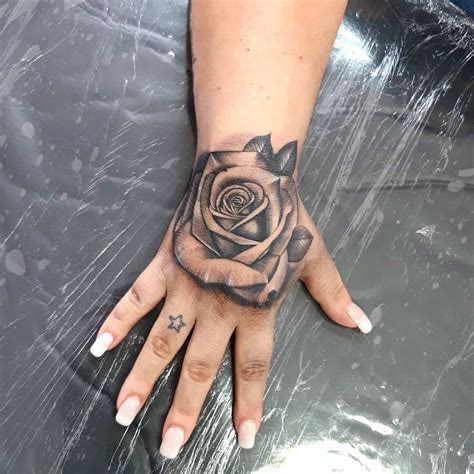 Flower Tattoos For Hand