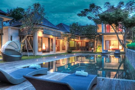 Fly In Vacation Rentals
