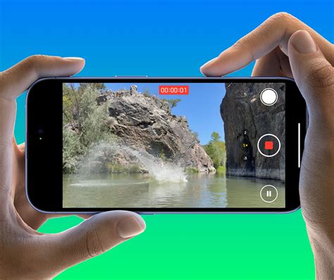 Focusing on the Capture Button