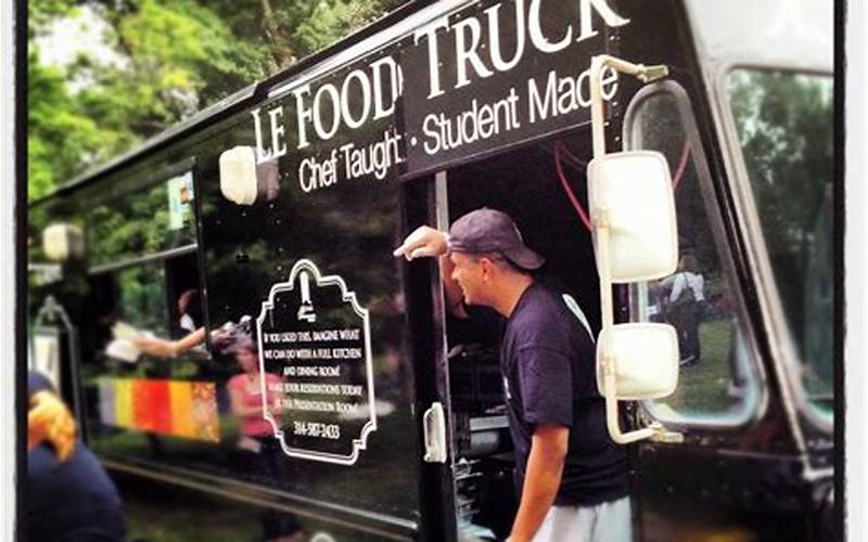 Food Trucks At Tower Grove Park