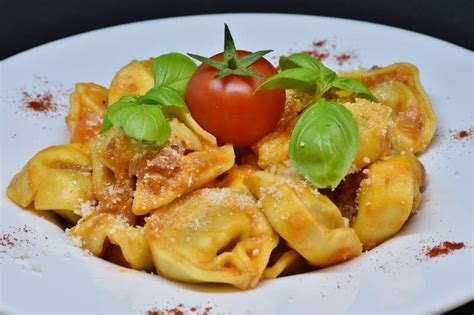 Savory Temptations of Italy: Mouthwatering Delights You Can't Resist