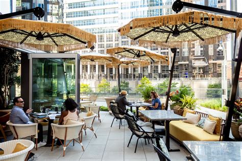 Satisfy Your Cravings While Soaking in the Sun with Outdoor Seating at The Best Food Near You
