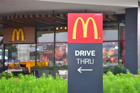 Experience the Ultimate Convenience: Find Mouth-Watering Food with Drive Thru Near You
