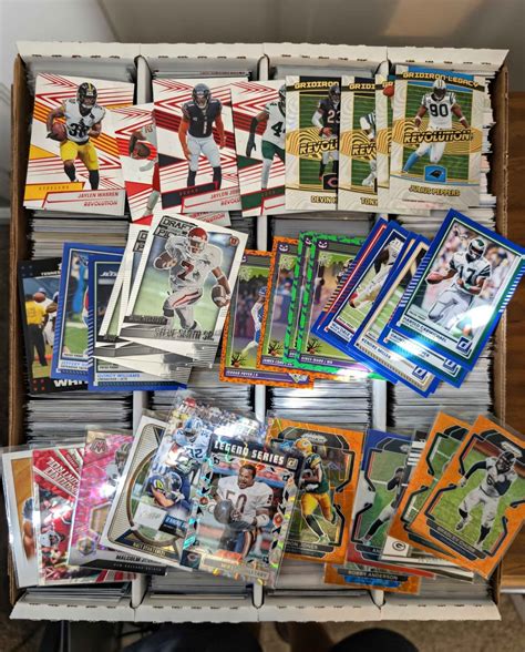 Football Cards Dealers