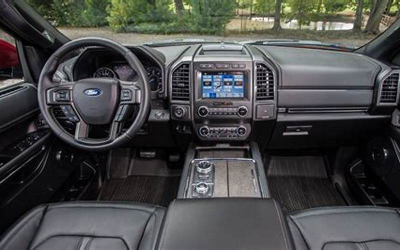 Ford Expedition 4X4 Interior