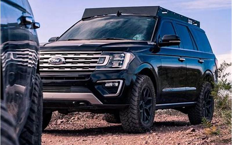 Ford Expedition Off Road