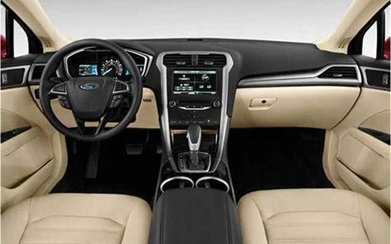Ford Fusion Hatchback Interior