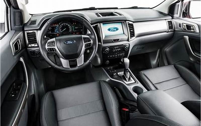 Ford Ranger 4X4 Interior