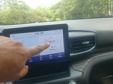 Experience Quality Sound with Ford Explorer's Audio Off Feature