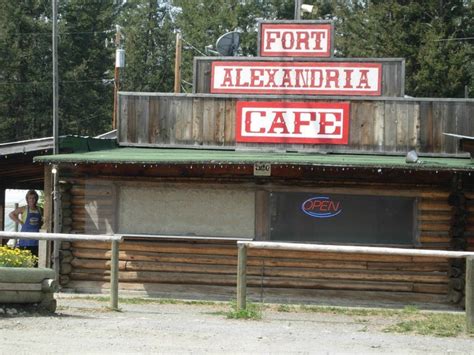 Fort Alexandria Cafe & Fruit Stand