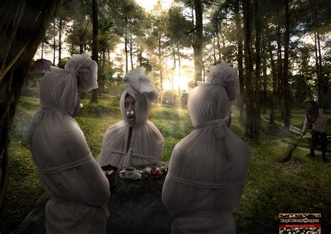 Foto Hantu by martincollection on deviantART
