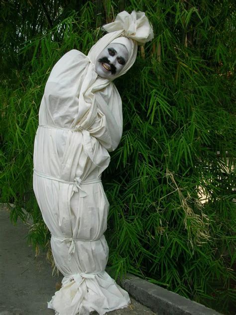 Foto Pocong Lucu