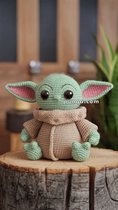 Free Baby Yoda Crochet Pattern