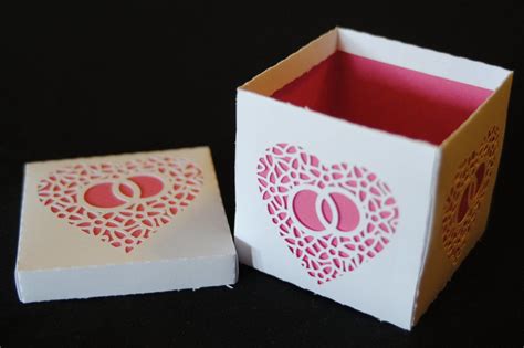 Download Free Box 2 with separate Cover, two sizes 2.5 and 3.15 inches. Files Free PSD Mockups