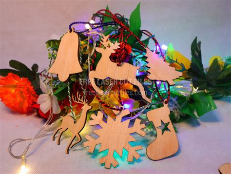 Download Free Christmas 3 Pack Cut Images