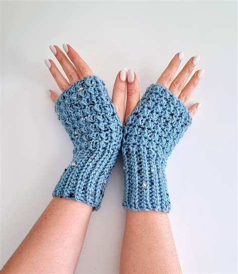 Free Crochet Fingerless Mittens
