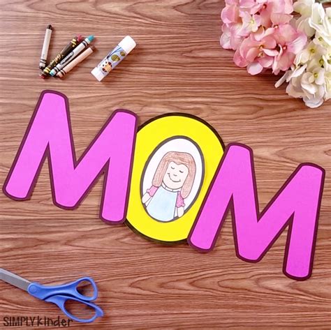 Download Free Mom Crafts