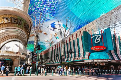 Fremont Street Tour Guide