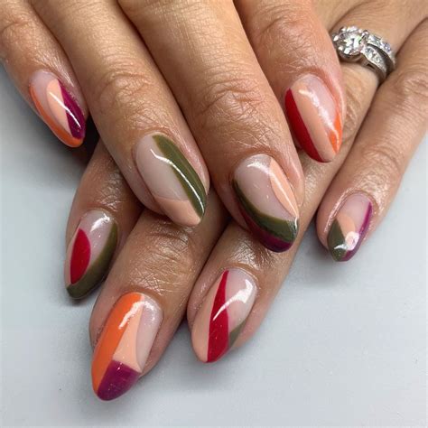 39 Almond Shaped Nail Designs Ideas 2021 Soflyme