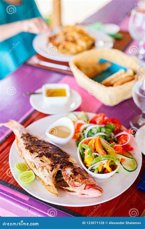 Fresh Grilled Fish Lunch