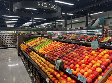 Image of Fresh Produce at Publix Store 55