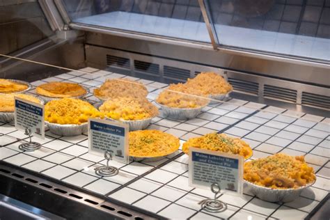 Fresh Seafood Sampling
