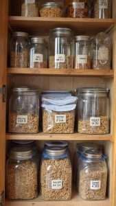 Freshness Keeping Kibble Crispy and Nutritious