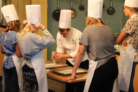 Friendly Cooking Class Instructor