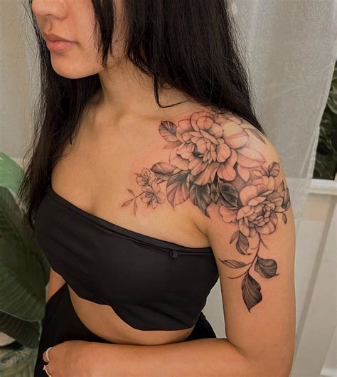 Front Shoulder Tattoos For Females