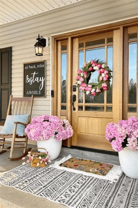 Front Porch Decorating: Transforming Your Outdoor Space