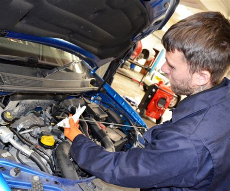 Full-Service & Detail Shops