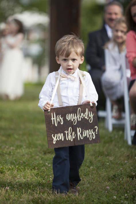 Funny Wedding Sign Themes