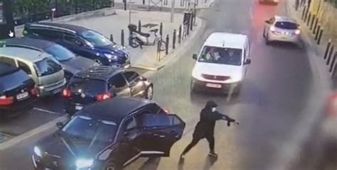 Fusillade Marseille 2022 Form